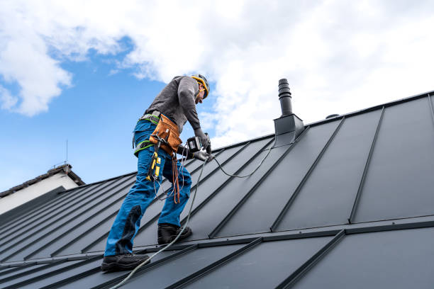 Best Emergency Roof Repair Services  in Commack, NY